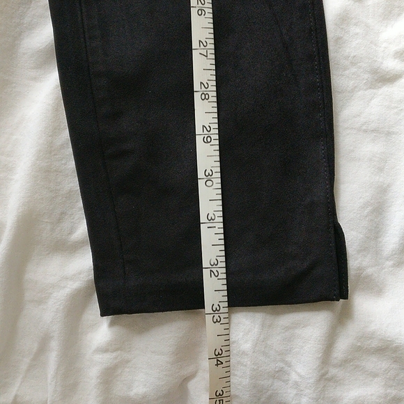 Aritzia Babaton black faux suede cropped jogger pants - Picture 5 of 10